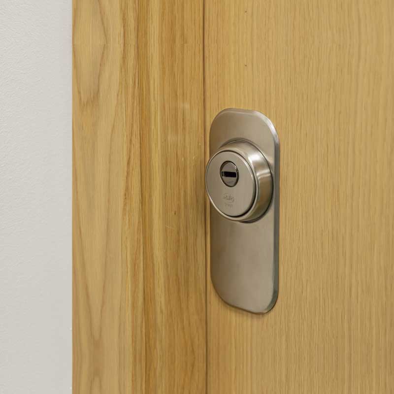 Embellecedor AMIG puerta